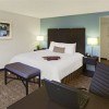 Photo hampton inn suites yonkers chambre b