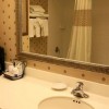 Photo hampton inn clinton chambre b