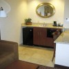 Photo hampton inn nanuet bar lounge b