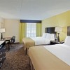 Photo holiday inn express hotel of neptune exterieur b