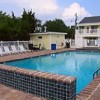 Photo madison avenue beach club motel piscine b