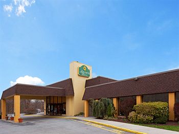 La Quinta Inn & Suites Armonk photo