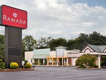 Ramada Wayne/Fairfield Area photo