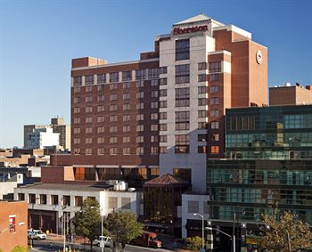 Sheraton Hotel LaGuardia Airport photo
