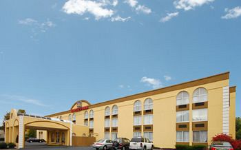 Best Western Hazlet Inn photo