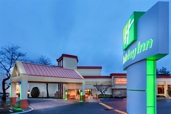 Holiday Inn Westbury photo