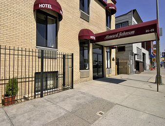 Howard Johnson Express Inn - Queens photo