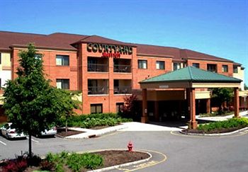 Courtyard by Marriott West Orange photo