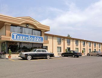 Travelodge Newark Airport photo