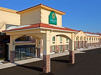 La Quinta Inn & Suites West Long Branch photo