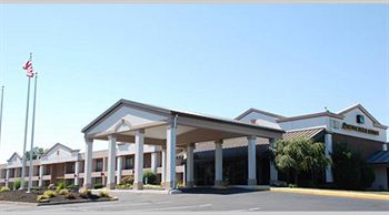 Quality Inn & Suites Westampton photo